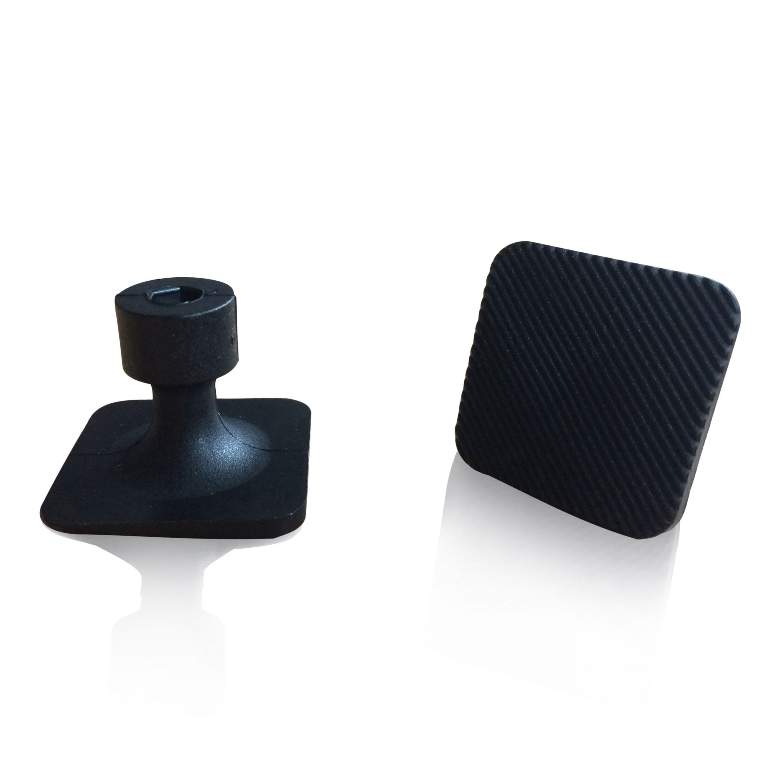 Adaptador adesivo preto 27x27mm